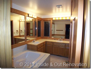 Woodinville-Master-Bath-Refresh-Before