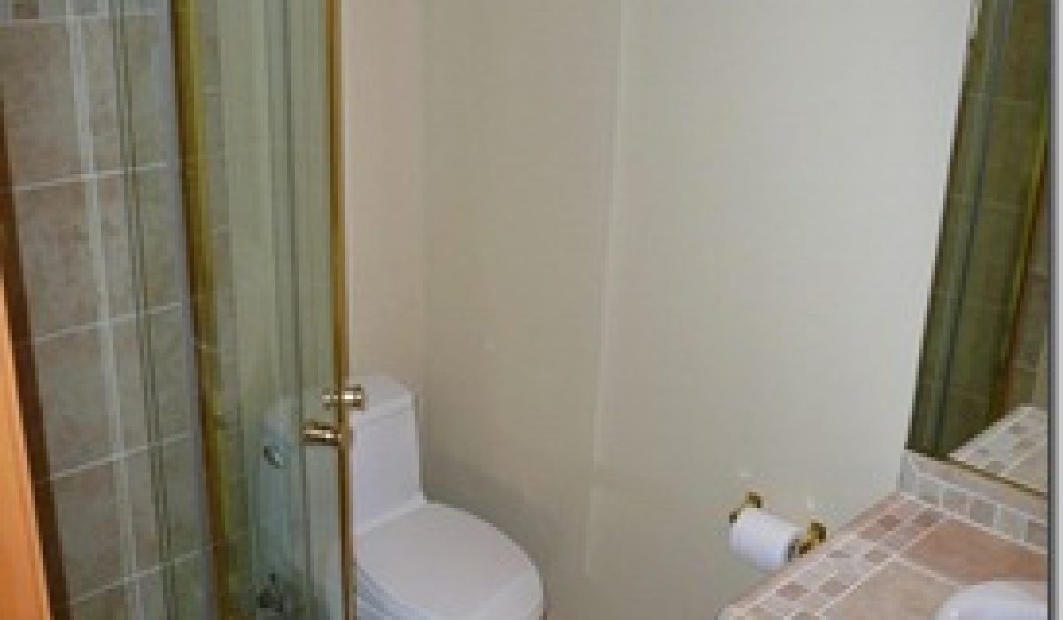 Redmond-Bathroom-Repair_thumb.jpg